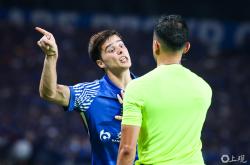 开云app里程碑夜！上海海港内部沟通，德甲赛前刷纪录，压力陡增，训练强度明显提升(南海填岛为什么停止了)