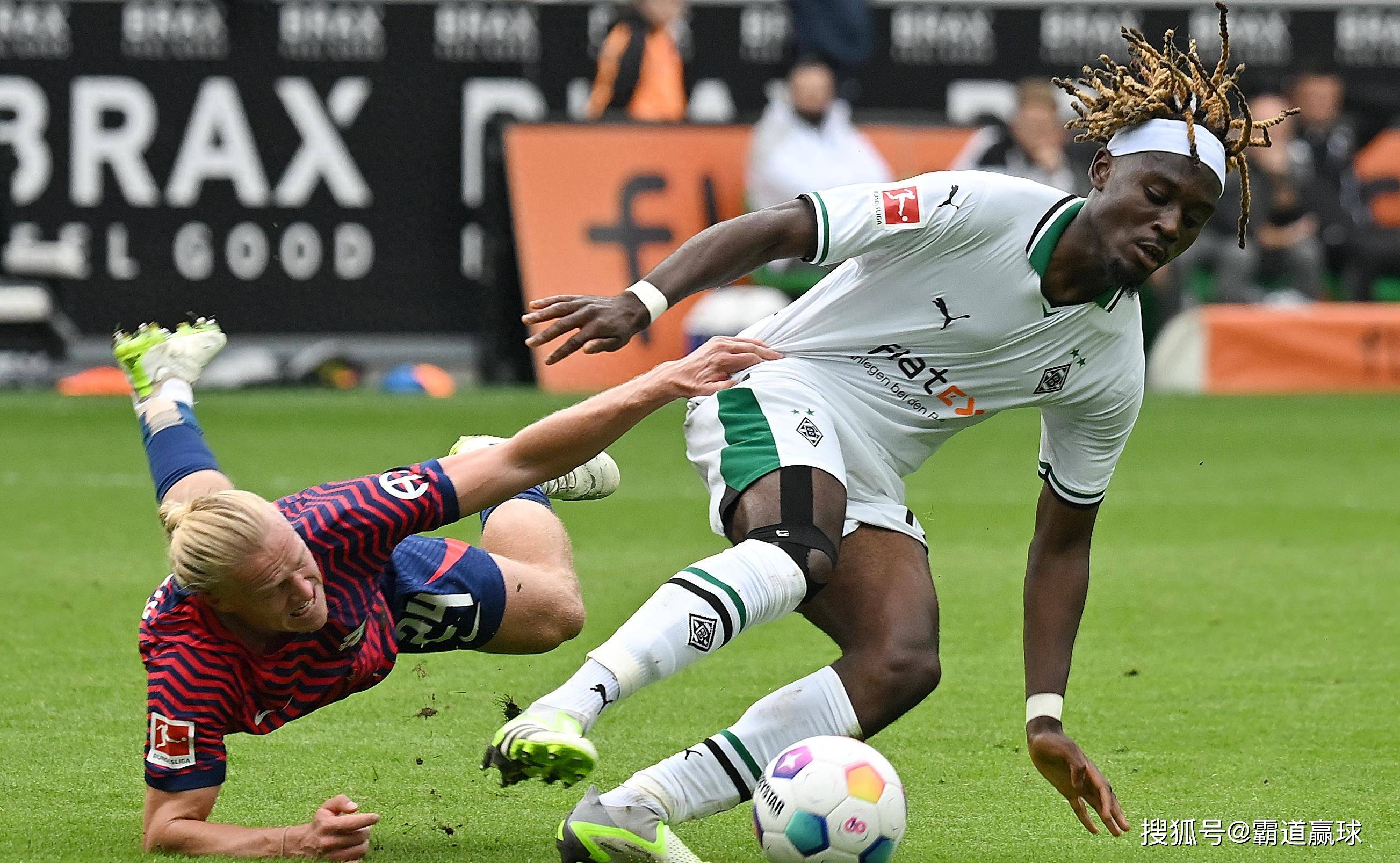 关键时刻突围战来临，门兴格拉德巴赫围绕中超再遭质疑，赛场秩序良好，身体对抗强度拉满的简单介绍